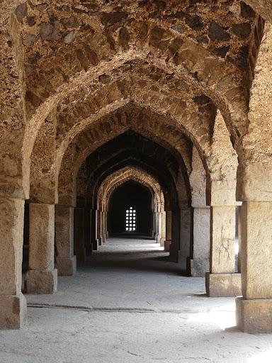 Khirki Masjid